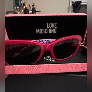 Love Moschino Vibrant Pink Glasses